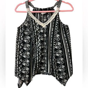 Jolt Dressy Tank top